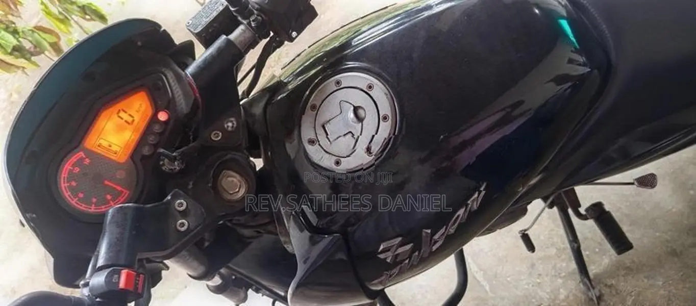 Bajaj Pulsar 150 2018