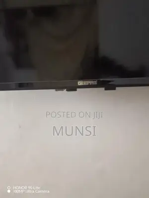 Geepas TV