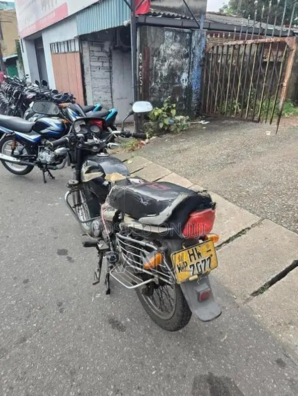 TVS Victor 2004