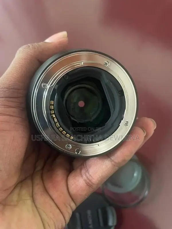 Sony 85mm f 1.8