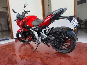 Bajaj Pulsar N160 Premium 2026