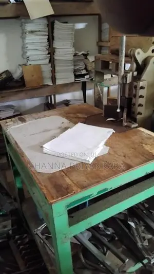 Corner Cut Machine