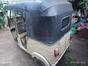 Bajaj RE 2002