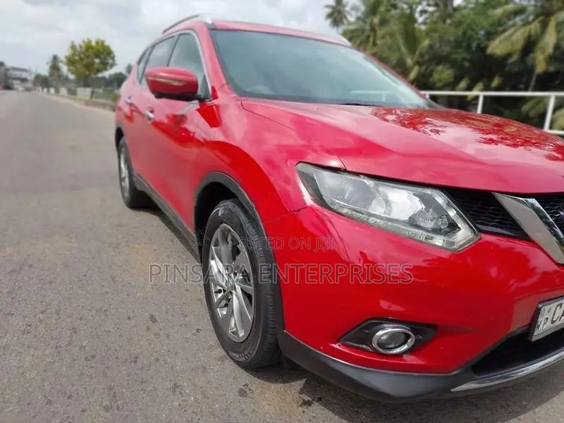 Nissan X-Trail 2014