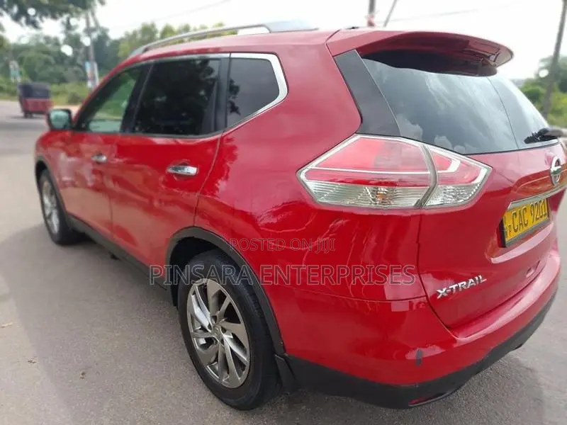 Nissan X-Trail 2014