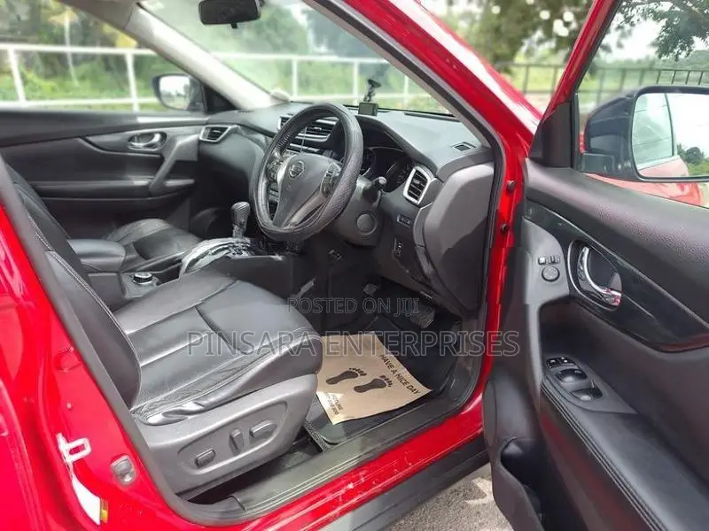 Nissan X-Trail 2014