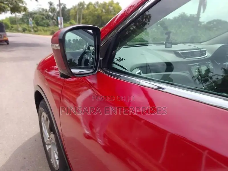 Nissan X-Trail 2014