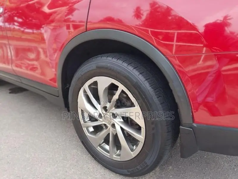 Nissan X-Trail 2014