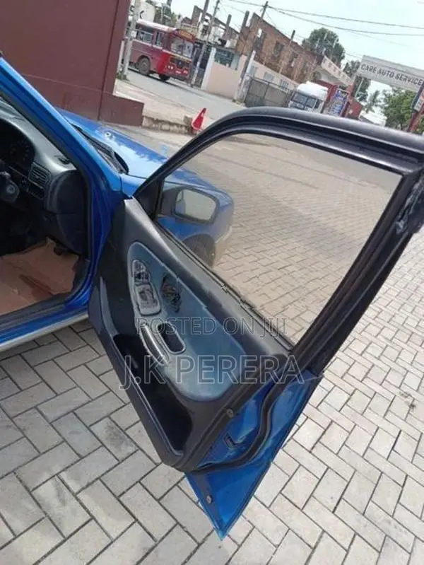 Nissan Wingroad WEY10 1997