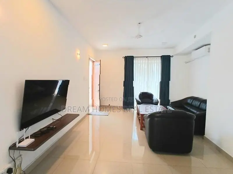 Luxury House for Rent – Thalawathugoda Road, Pitakotte