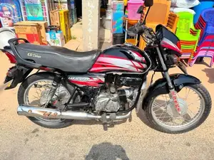 Hero HF Deluxe 2011