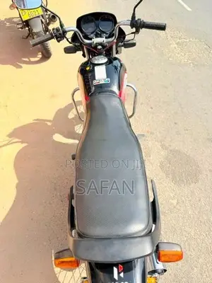 Hero HF Deluxe 2011