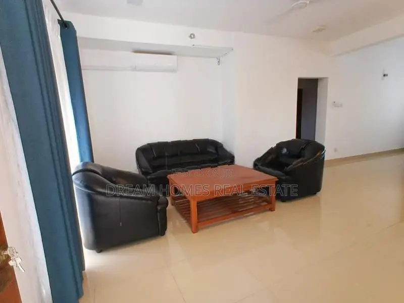 Luxury House for Rent – Thalawathugoda Road, Pitakotte