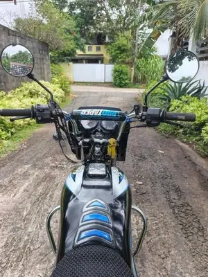 Bajaj CT100 2019