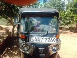 Bajaj RE 2015