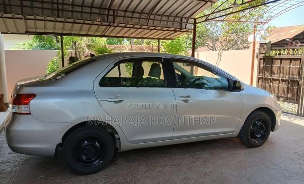 Toyota Belta 2009