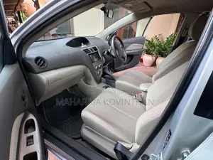 Toyota Belta 2009