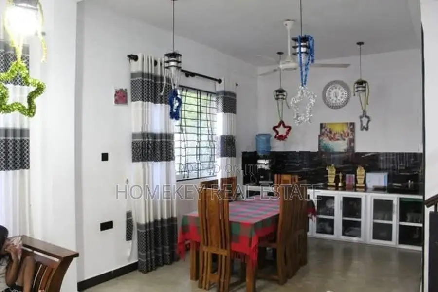 Ragama Town Area House for Sale