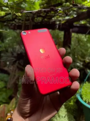 Apple iPod 6th GEN (red)