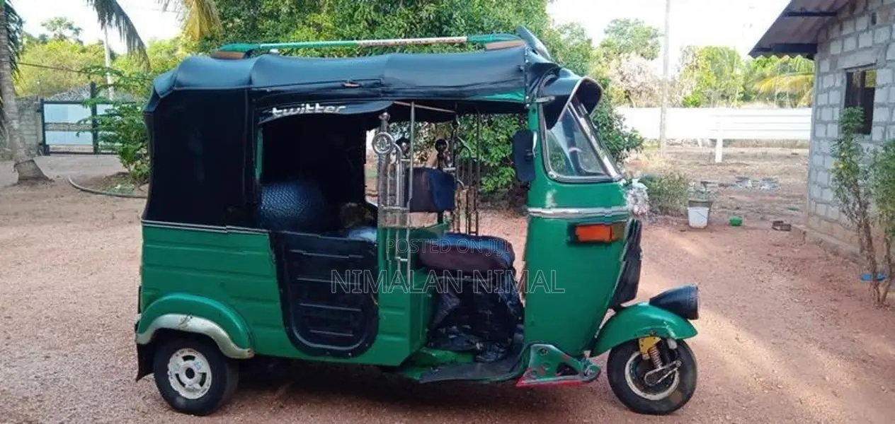 Bajaj RE 1995