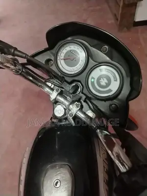 Bajaj Platina 100 ES 2016