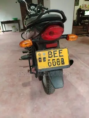 Bajaj Platina 100 ES 2016