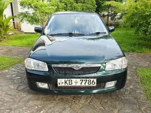 Mazda Familia 323 BJ5 AUTO 2001