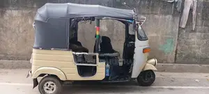 Bajaj RE 202 1995