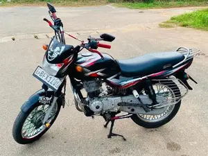 Bajaj CT100 2017