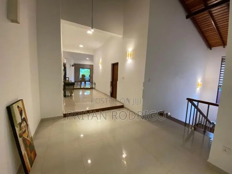 Nawala Koswatta 02 Storied House on 21.46 Perches of Land for Sale