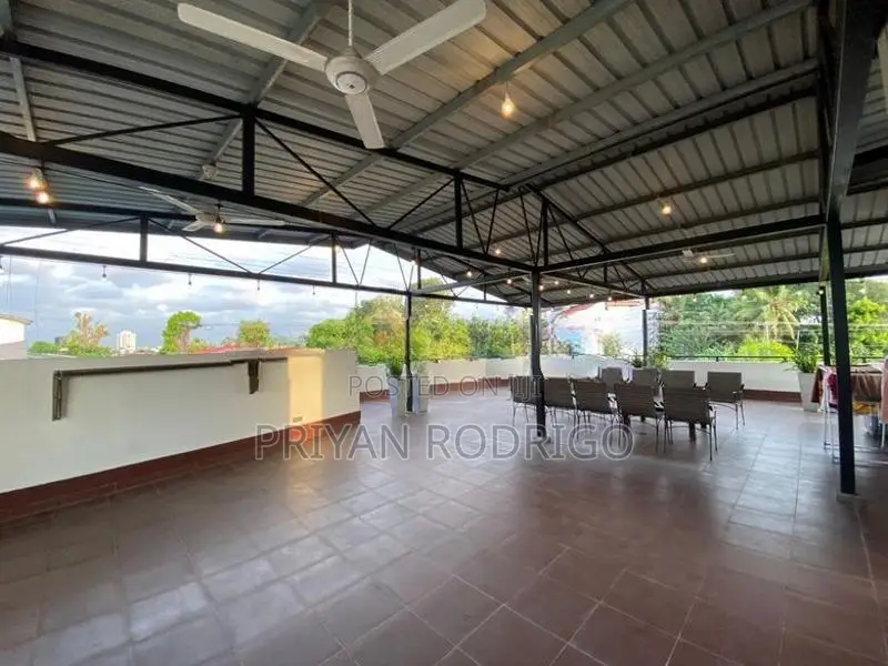 Nawala Koswatta 02 Storied House on 21.46 Perches of Land for Sale
