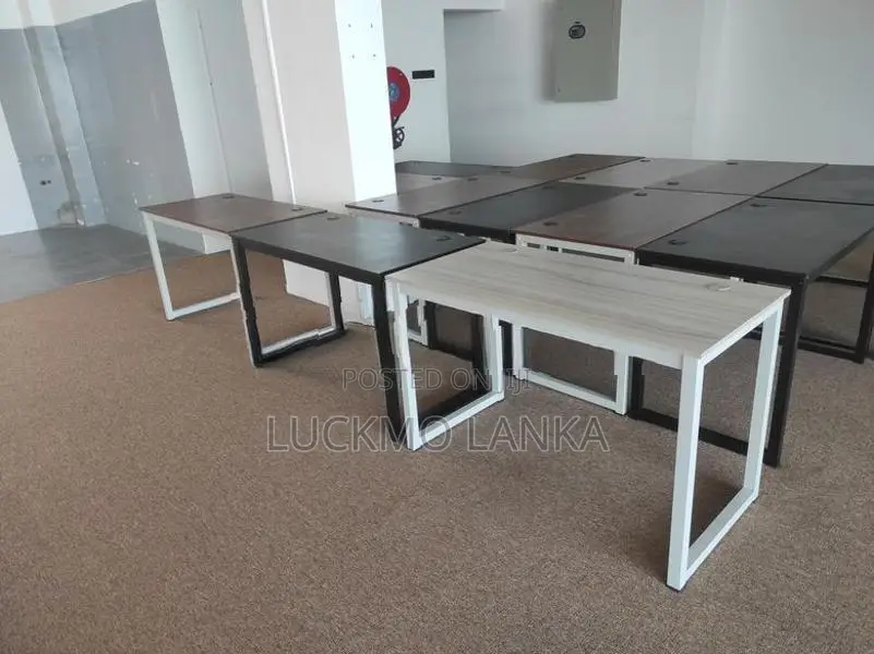 New 4x2 Size Computer Table (Q29)