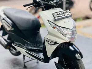 Honda Dio 2017