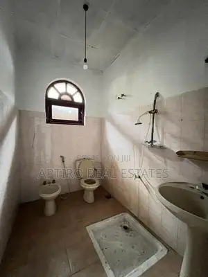 Land House for Sale - Hokandara North, Weragala