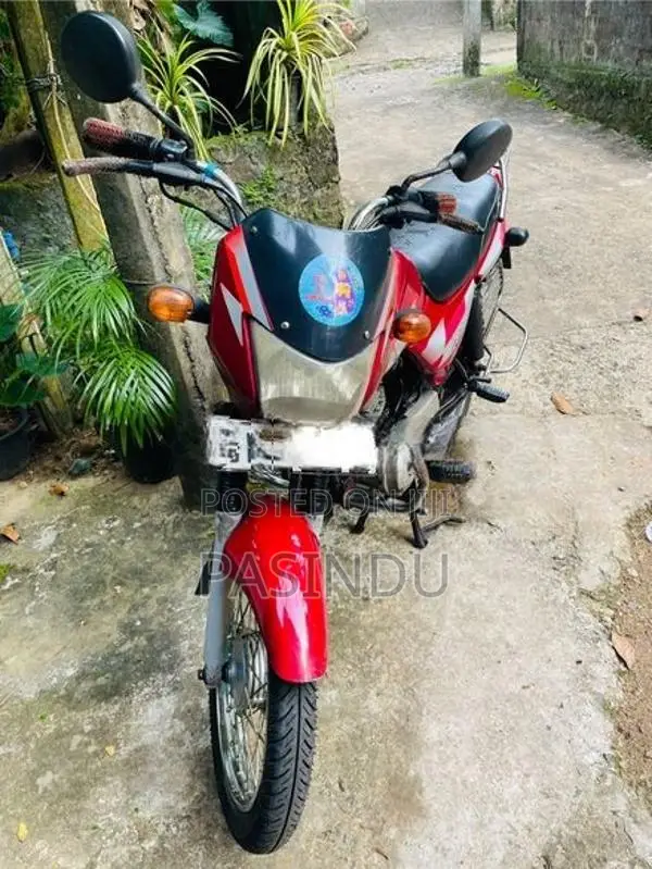 Bajaj CT100 2009