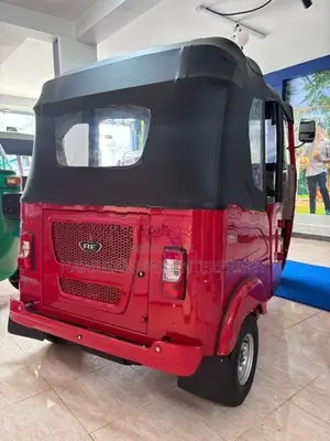 Bajaj RE 2026
