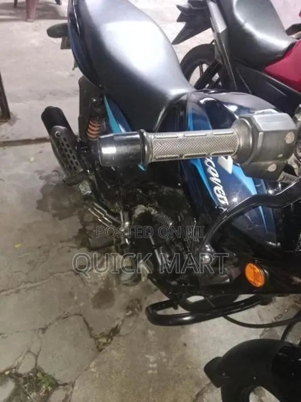 Bajaj Discover 125 2012