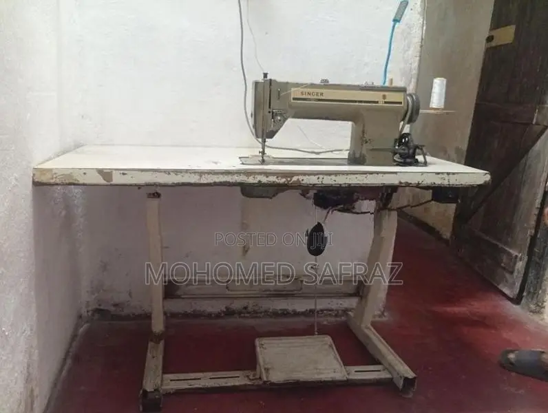 Singer Sewing Machine