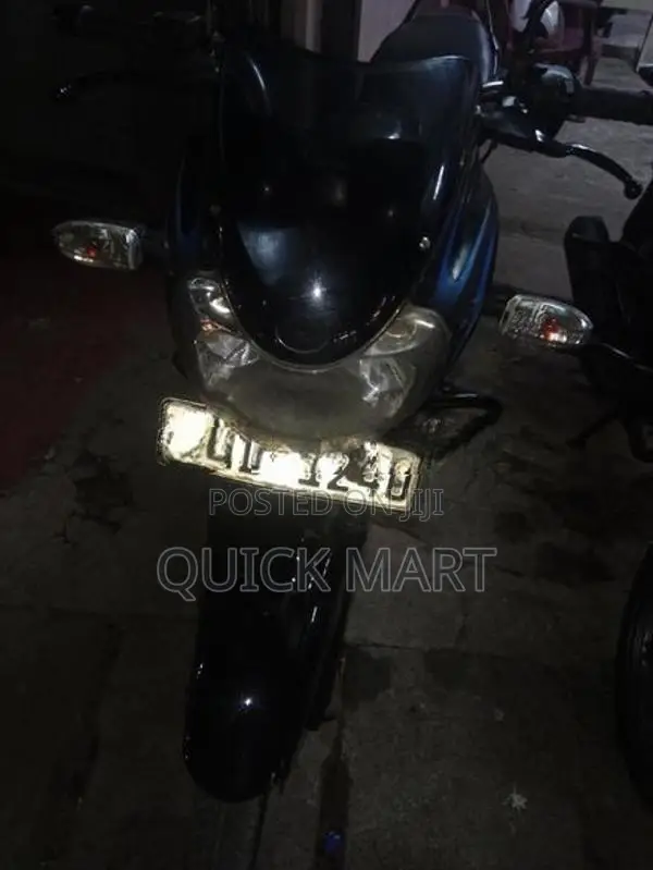 Bajaj Discover 125 2012