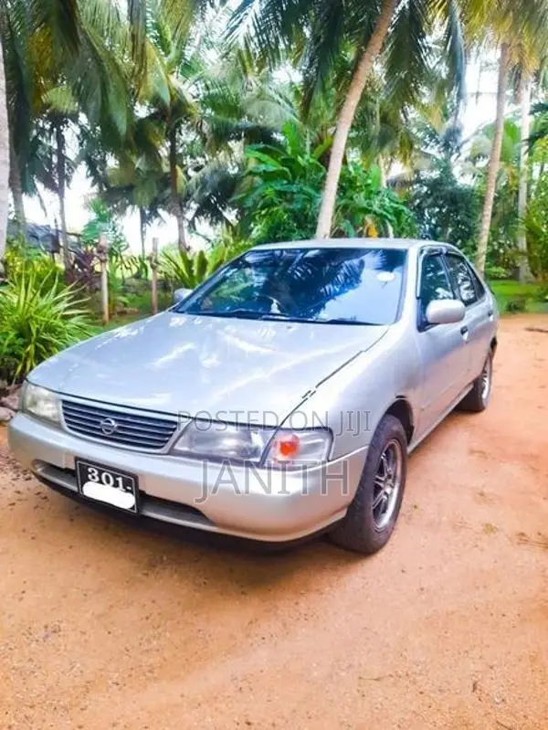 Nissan Sunny 1995