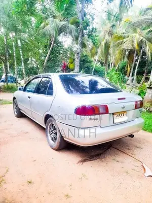 Nissan Sunny 1995