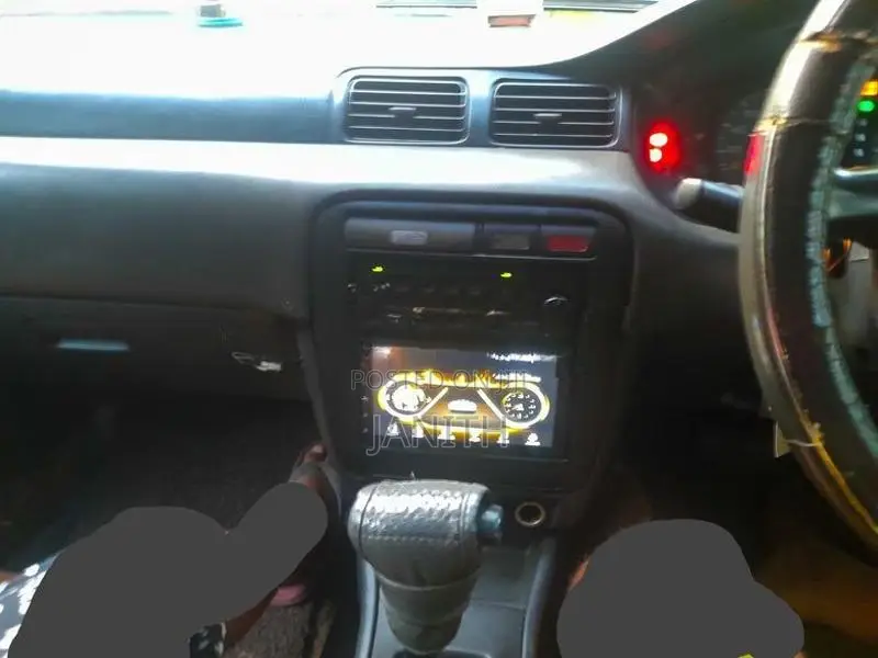 Nissan Sunny 1995