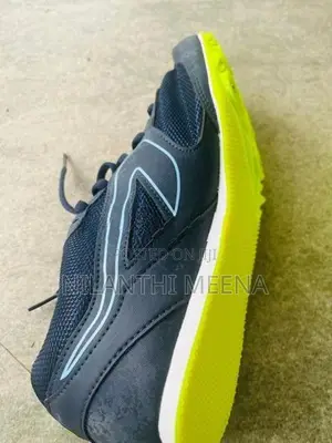 Spike Shoes