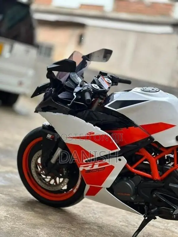 KTM RC 200 2019
