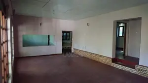 Land with House for sale in Udaperadeniya