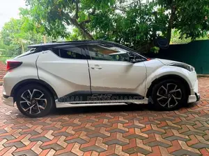 Toyota CHR NGX10 Turbo 2019