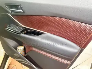 Toyota CHR NGX10 Turbo 2019