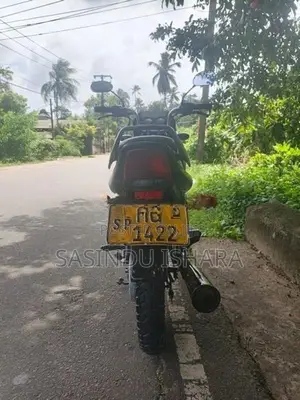 Bajaj CT100 2004
