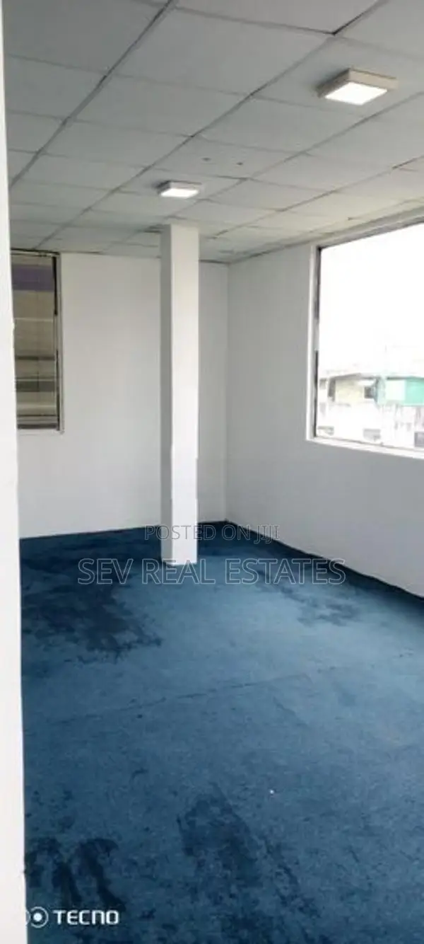 Third Floor Commercial Property for Rent in Nugegoda