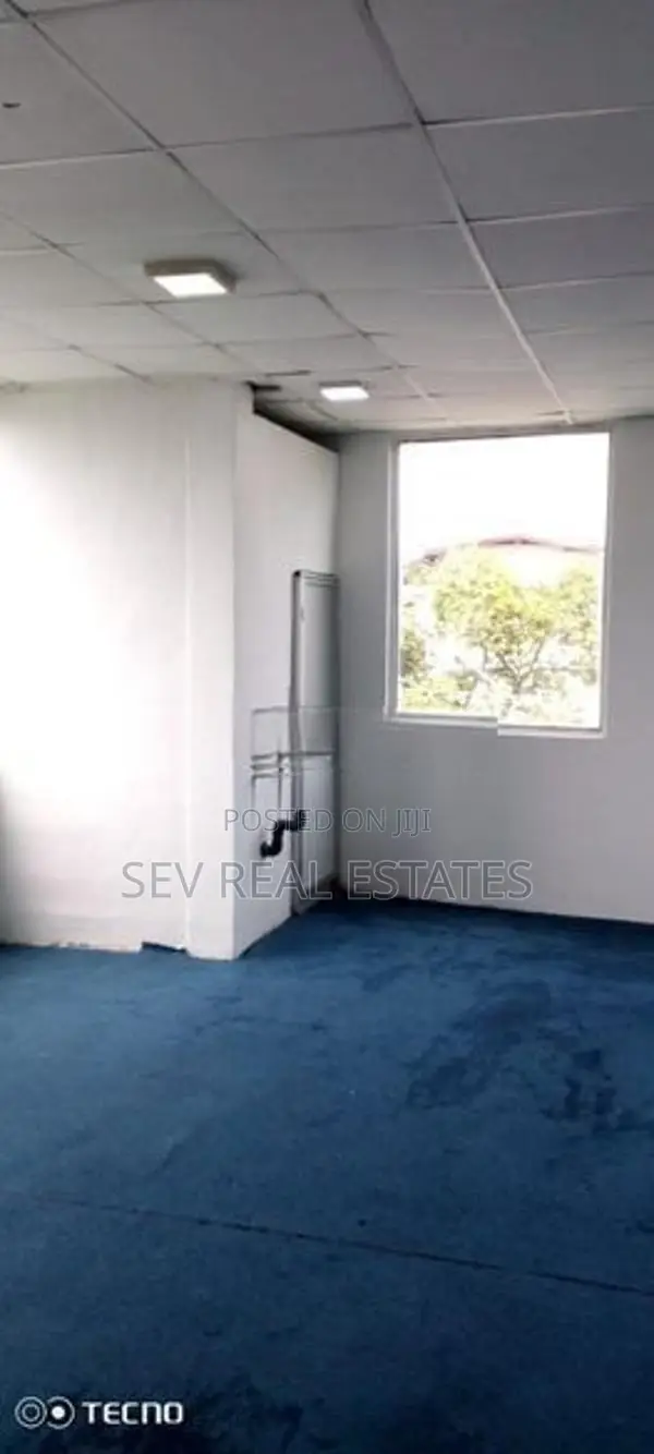 Third Floor Commercial Property for Rent in Nugegoda